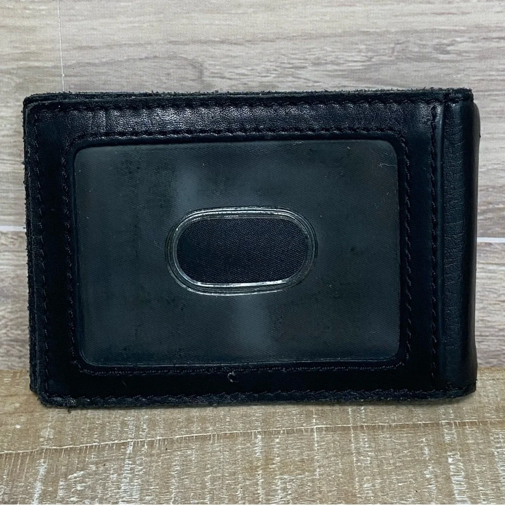 Fossil Men's Black Leather Bifold Wallet with Embossed Logo